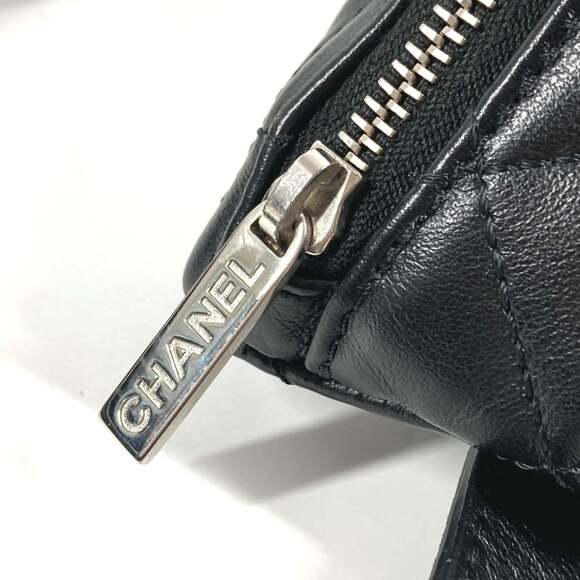 CHANEL Black Leather Logo Shoulder Bag - Picture 8 of 13